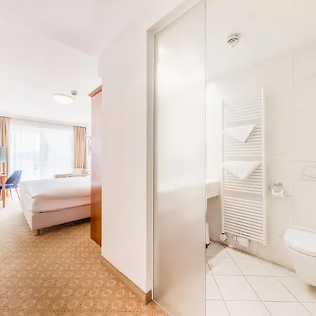 杰丽博士风景酒店 4*