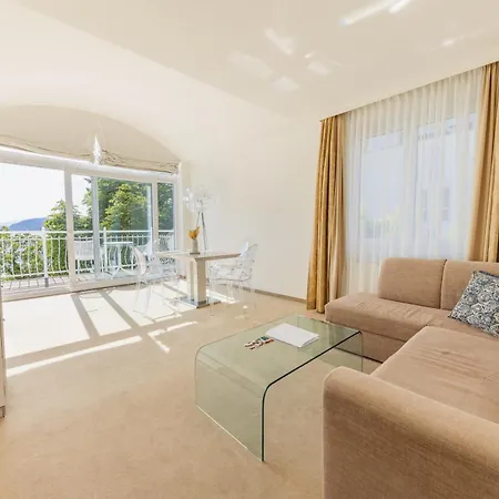 杰丽博士风景酒店 酒店