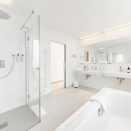 杰丽博士风景酒店 Pörtschach am Wörthersee