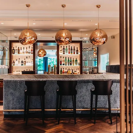 杰丽博士风景酒店 酒店 4*