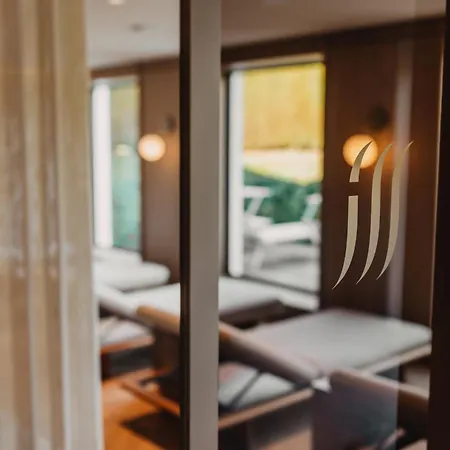 فندق Seehotel Dr. Jilly Pörtschach am Wörthersee