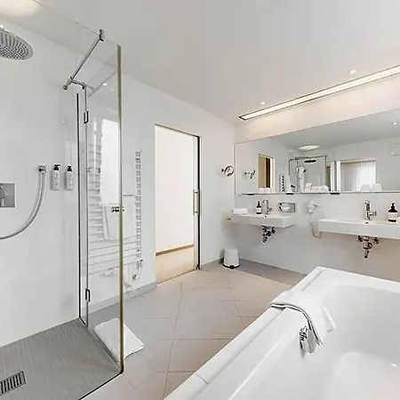 Hotel Seehotel Dr. Jilly Portschach am Woerthersee