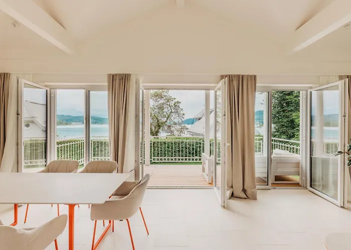 Seehotel Dr. Jilly Hotell Pörtschach am Wörthersee